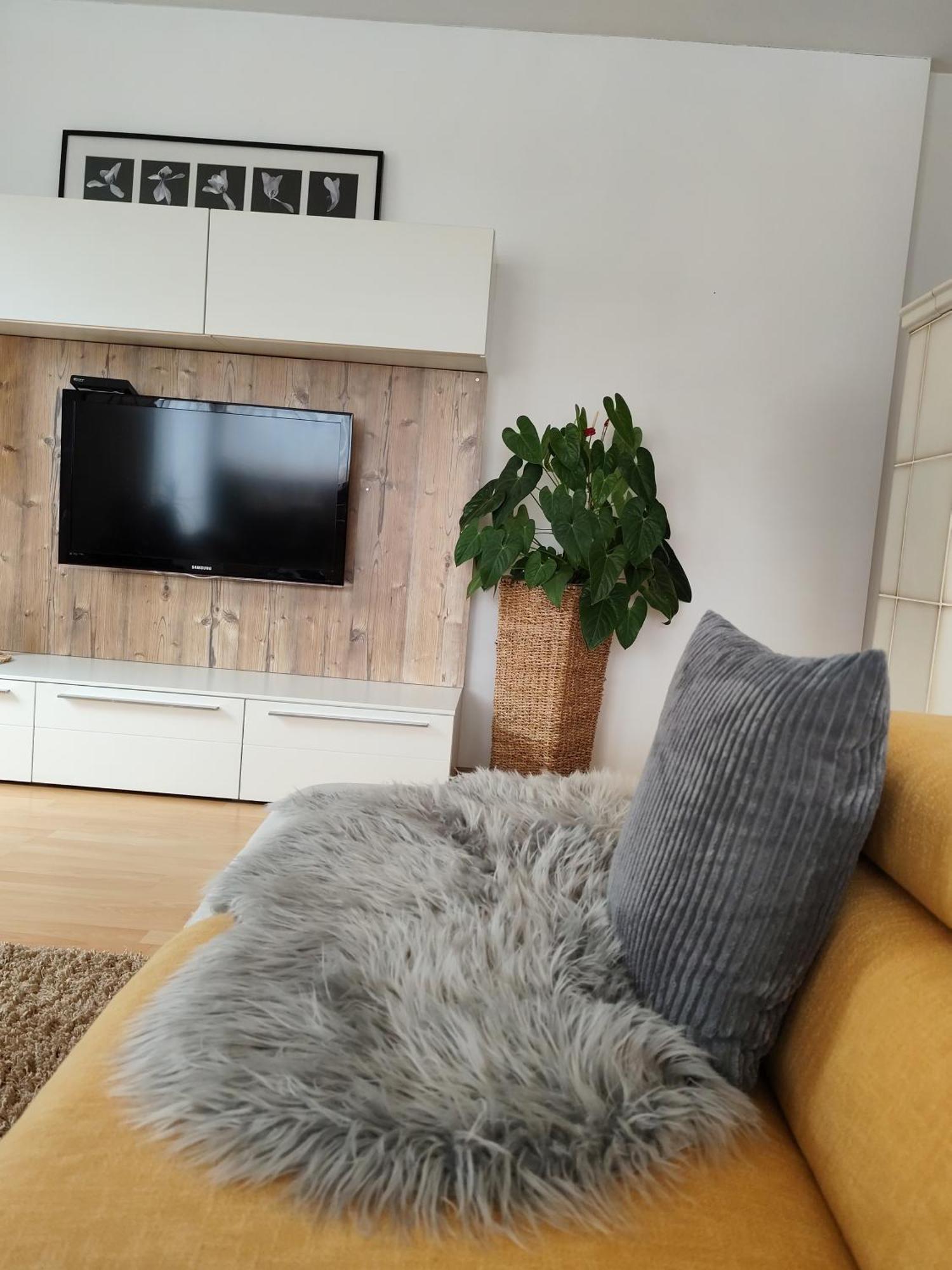 Apartment 66 - Stylisches Apartment Mit Balkon & Toplage In Brixen Exterior photo